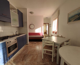TRILOCALE FRONTE PINETA CON TERRAZZO ABITABILE