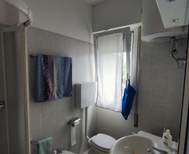 BILOCALE CON AMPIO TERRAZZO